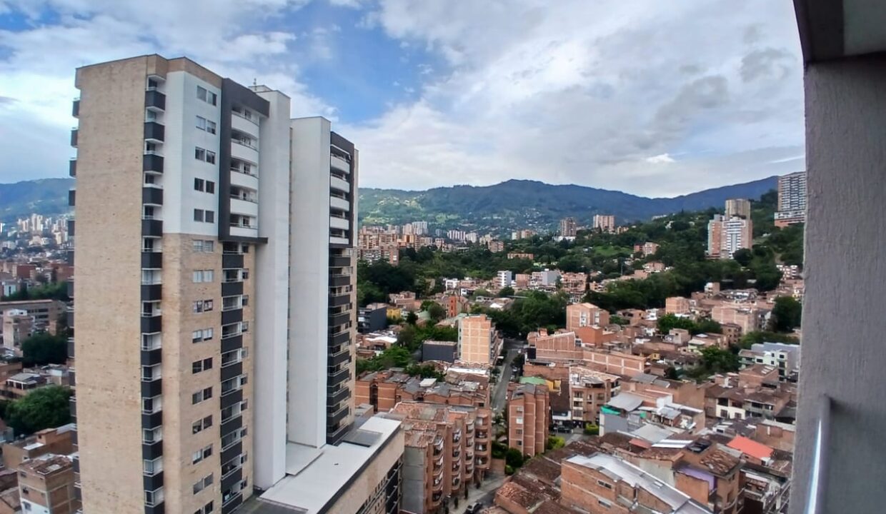 WhatsApp Image 2025-07-08 at 4.12.08 PM (6)