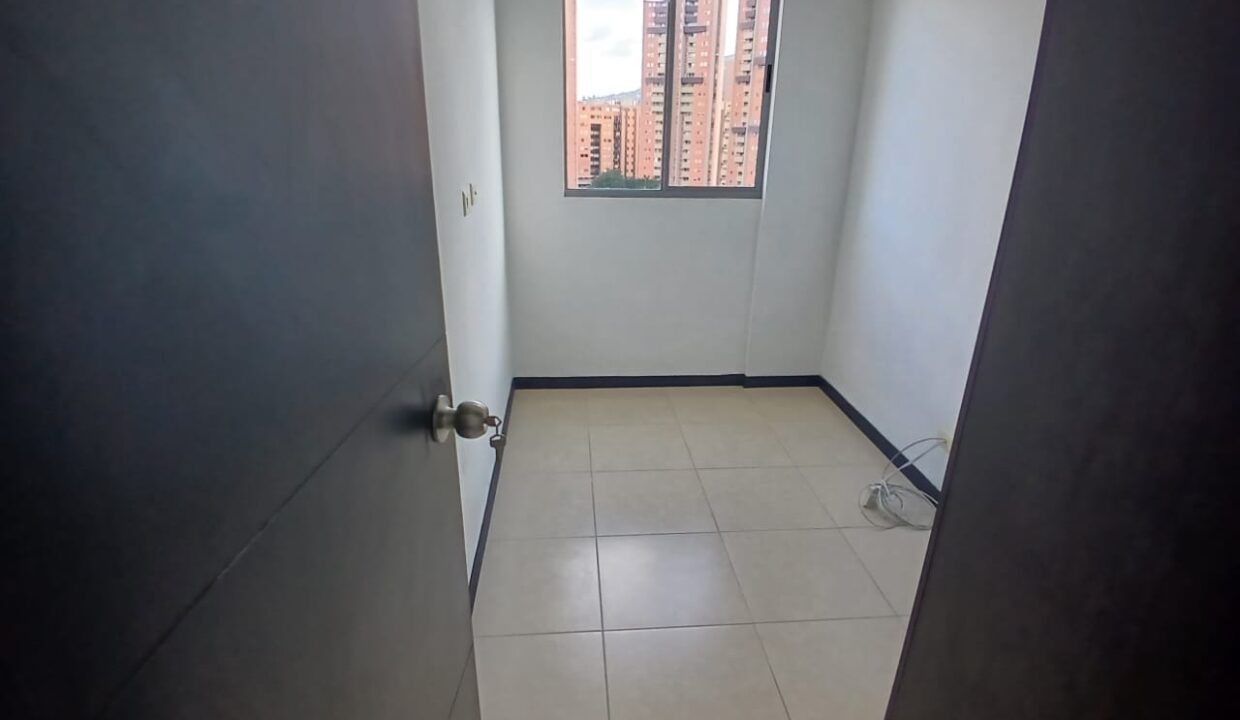 WhatsApp Image 2025-07-19 at 10.40.08 AM (1)