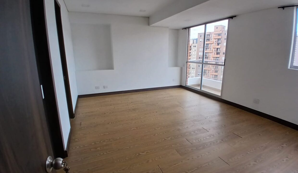 WhatsApp Image 2025-07-02 at 8.45.22 AM (4)