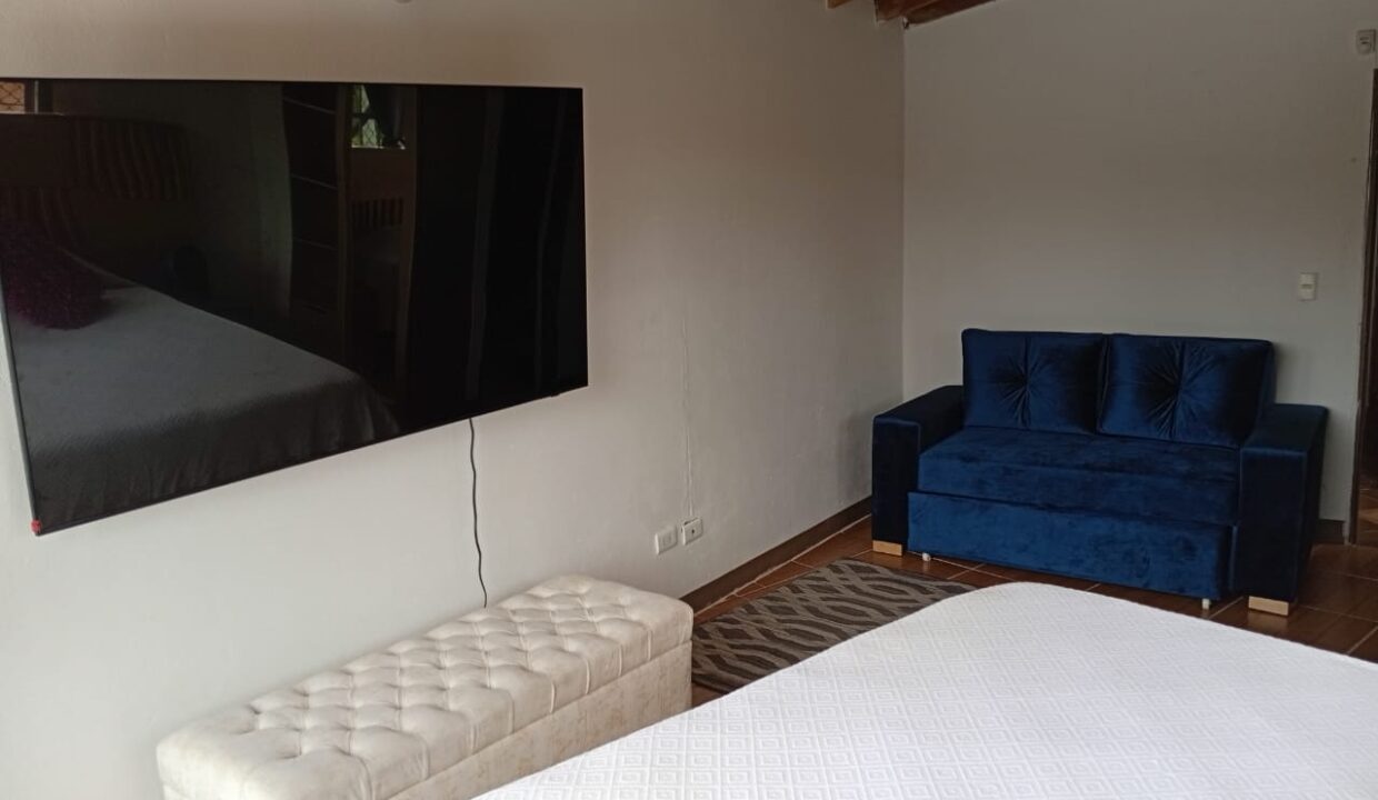 WhatsApp Image 2025-11-24 at 4.03.33 PM (4)